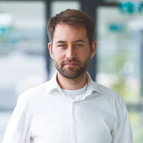 Portraitbild Julien Siebert